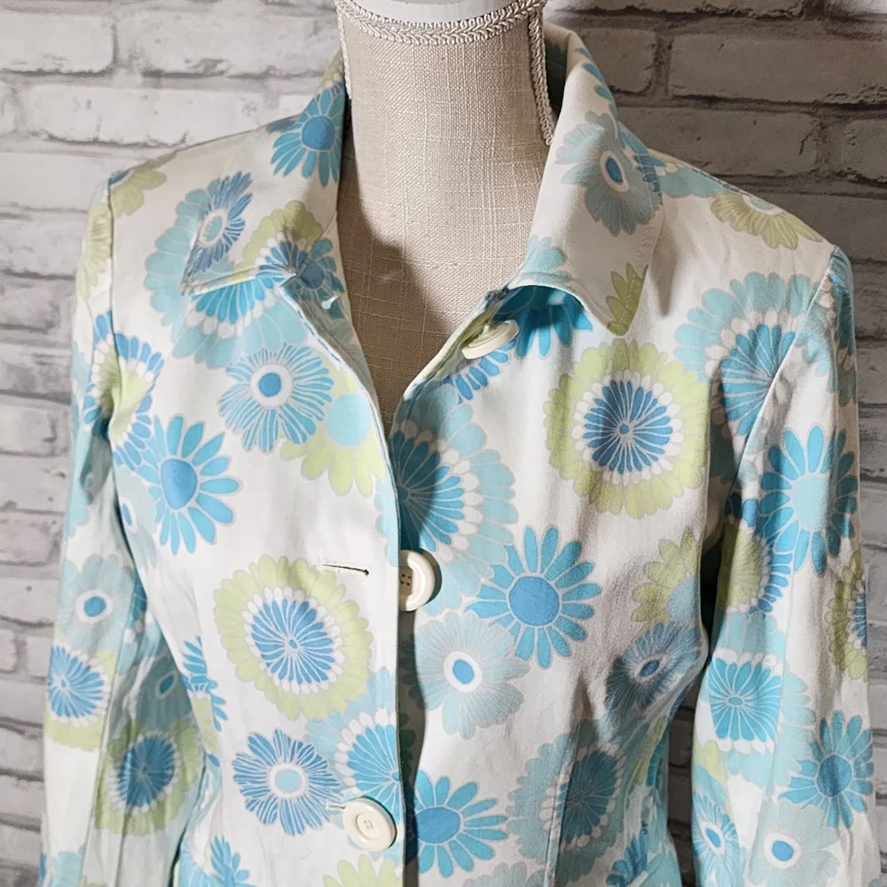 1 Madison Blue Green Floral Trench Coat